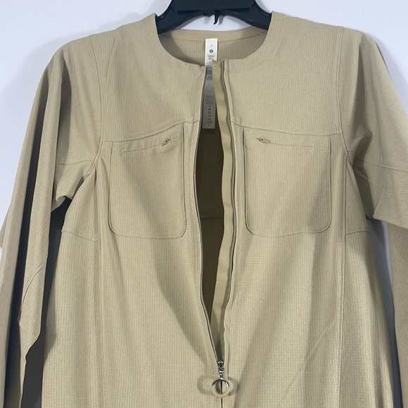 Lululemon Ventlight Zippered, Flight Suit,Tan, Khaki,Drawstring,Onesie,Size 2 - Picture 13 of 15
